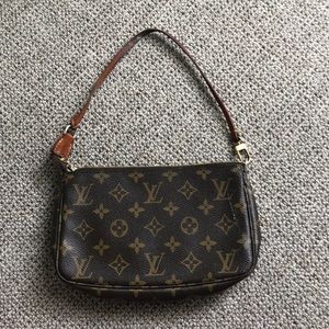 Authentic Louis Vuitton Pochette - SOLD OUT!!!